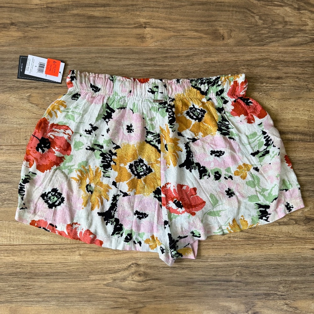 Volcom Some Thyme Shorts - Picture 3 of 10